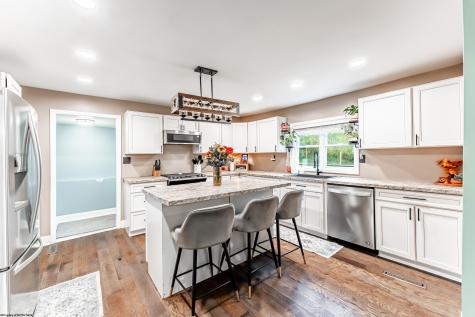 17 Brands Run Road Morgantown WV 26501