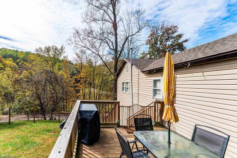 17 Brands Run Road Morgantown WV 26501