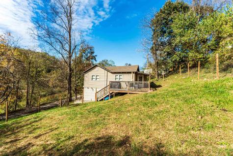 17 Brands Run Road Morgantown WV 26501