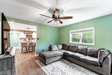 17 Brands Run Road Morgantown WV 26501