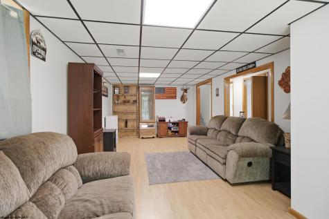 84 Boxwood Drive Clarksburg WV 26301