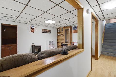 84 Boxwood Drive Clarksburg WV 26301