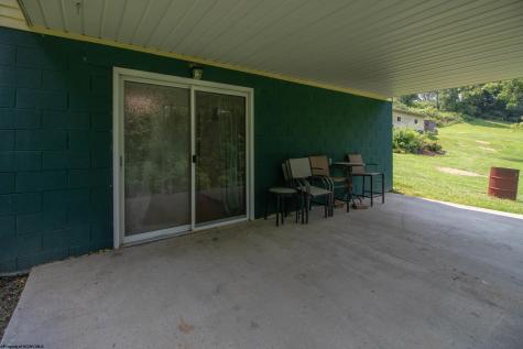 84 Boxwood Drive Clarksburg WV 26301