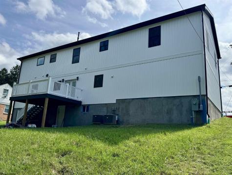 941 Farms Drive Fairmont WV 26554