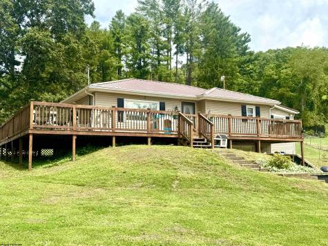 538 Valley Chapel Road Weston WV 26452
