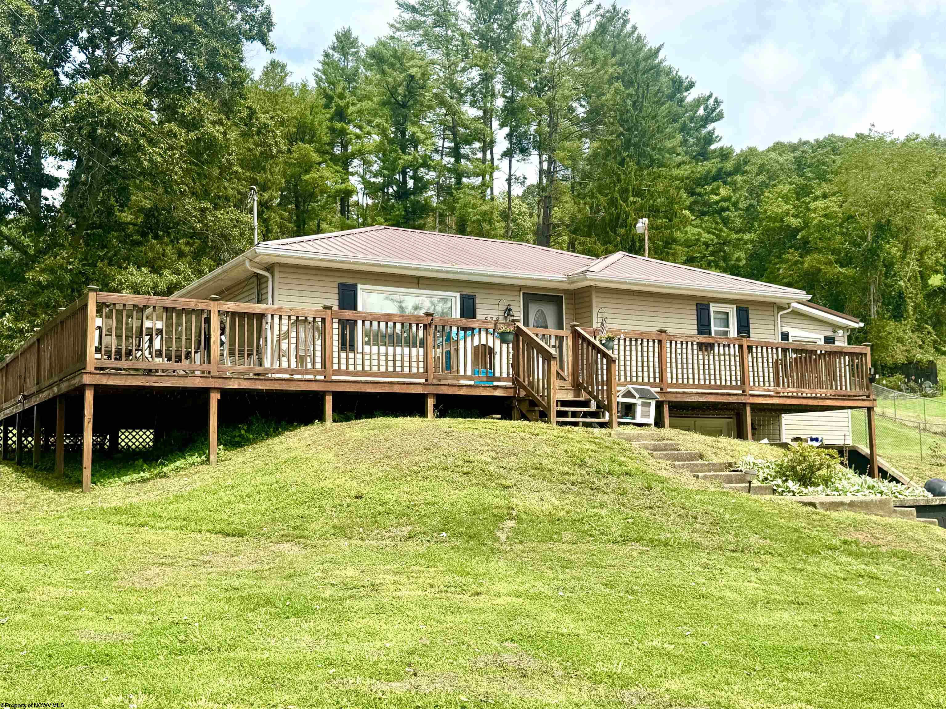 538 Valley Chapel Road Weston WV 26452