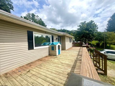538 Valley Chapel Road Weston WV 26452