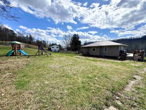 538 Valley Chapel Road Weston WV 26452