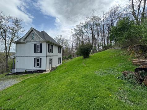 224 Bretz Street Morgantown WV 26505