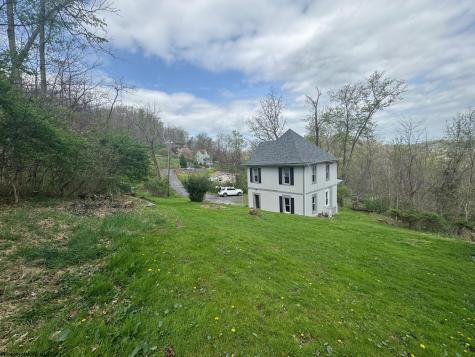 224 Bretz Street Morgantown WV 26505