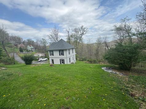 224 Bretz Street Morgantown WV 26505