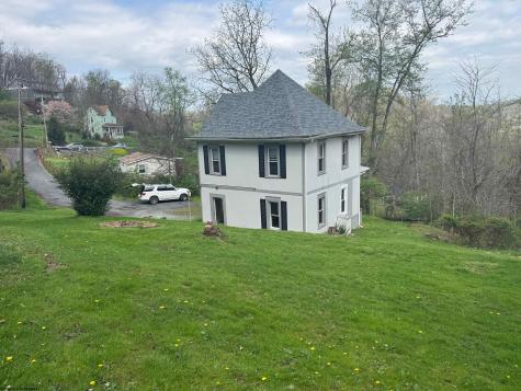224 Bretz Street Morgantown WV 26505