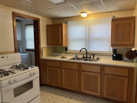 106 E High Street Kingwood WV 26537