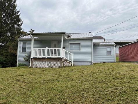 106 E High Street Kingwood WV 26537