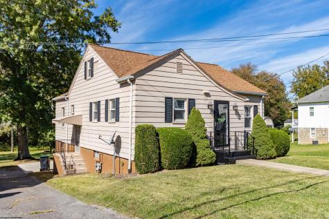 307 Pennsylvania Avenue Bridgeport WV 26330