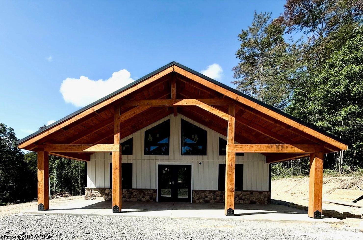 1 Brooklyn Way Moatsville WV 26405