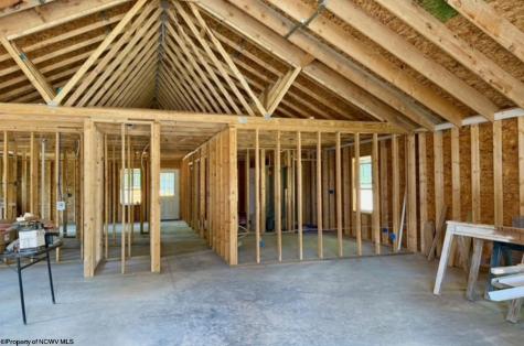 1 Brooklyn Way Moatsville WV 26405