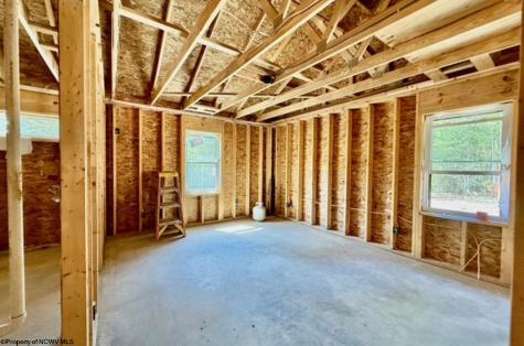 1 Brooklyn Way Moatsville WV 26405