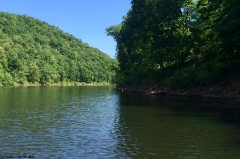 1 Brooklyn Way Moatsville WV 26405