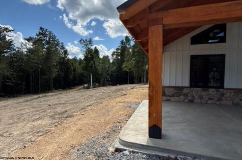 1 Brooklyn Way Moatsville WV 26405