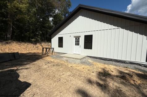 1 Brooklyn Way Moatsville WV 26405