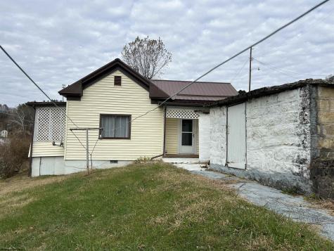 3203 Willey Avenue Farmington WV 26571