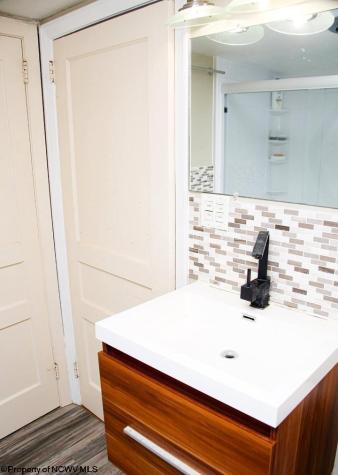 927 Fairfax Drive Morgantown WV 26505