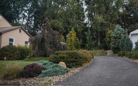 927 Fairfax Drive Morgantown WV 26505