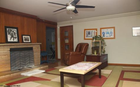 927 Fairfax Drive Morgantown WV 26505