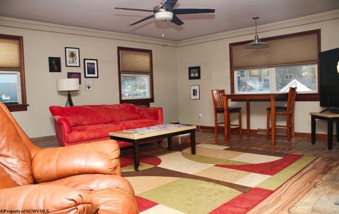 927 Fairfax Drive Morgantown WV 26505