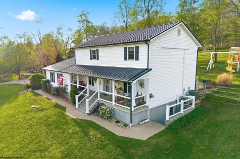 424 Arbogast Lane Morgantown WV 26508
