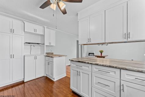 2276 Kingwood Pike Morgantown WV 26508
