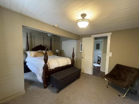 13069 Morgantown Pike Moatsville WV 26250