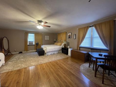 13069 Morgantown Pike Moatsville WV 26250