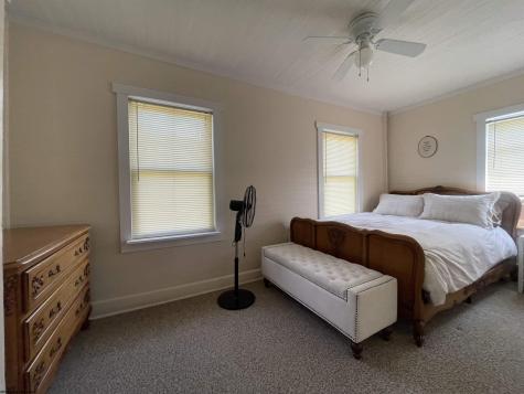 13069 Morgantown Pike Moatsville WV 26250