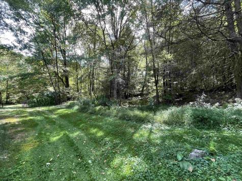 13069 Morgantown Pike Moatsville WV 26250