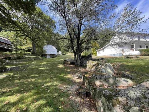 13069 Morgantown Pike Moatsville WV 26250