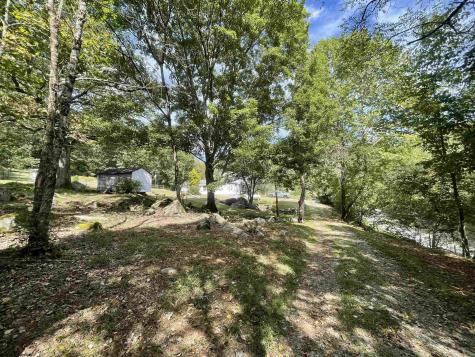 13069 Morgantown Pike Moatsville WV 26250