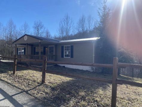 945 Pine Grove Road Fairmont WV 26554