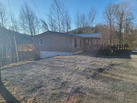 945 Pine Grove Road Fairmont WV 26554
