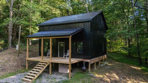 629 Glory Barn Road Morgantown WV 26501