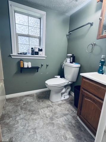6410 Greenbrier Road Salem WV 26426