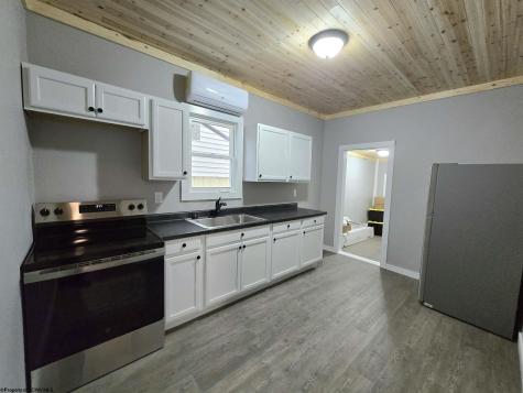 126 Anderson Street Clarksburg WV 26301