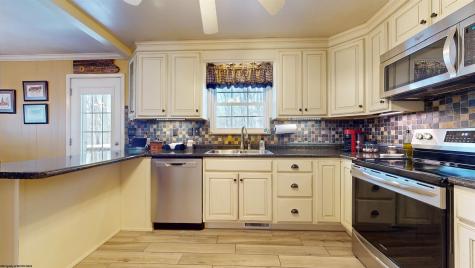 929 Pine Hill Drive Fairmont WV 26554