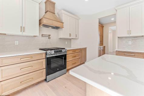 202 Farm Brook Lane Morgantown WV 26505