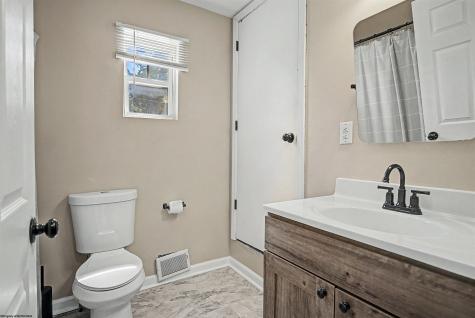 483 Dallas Street Morgantown WV 26508