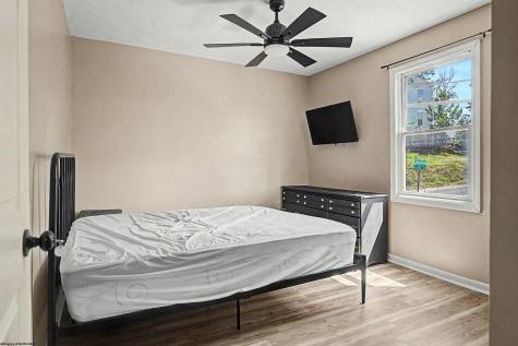483 Dallas Street Morgantown WV 26508