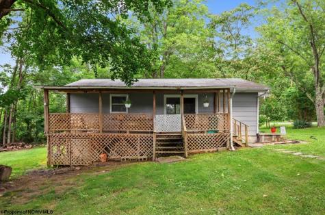 3461 N Mountain Road Wardensville WV 26851