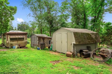 3461 N Mountain Road Wardensville WV 26851