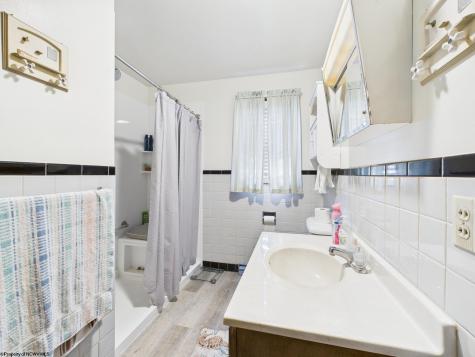 7 Hilltop Drive Philippi WV 26416